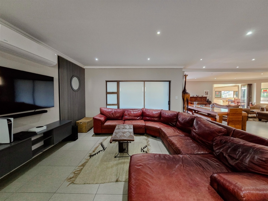 5 Bedroom Property for Sale in Nahoon Eastern Cape